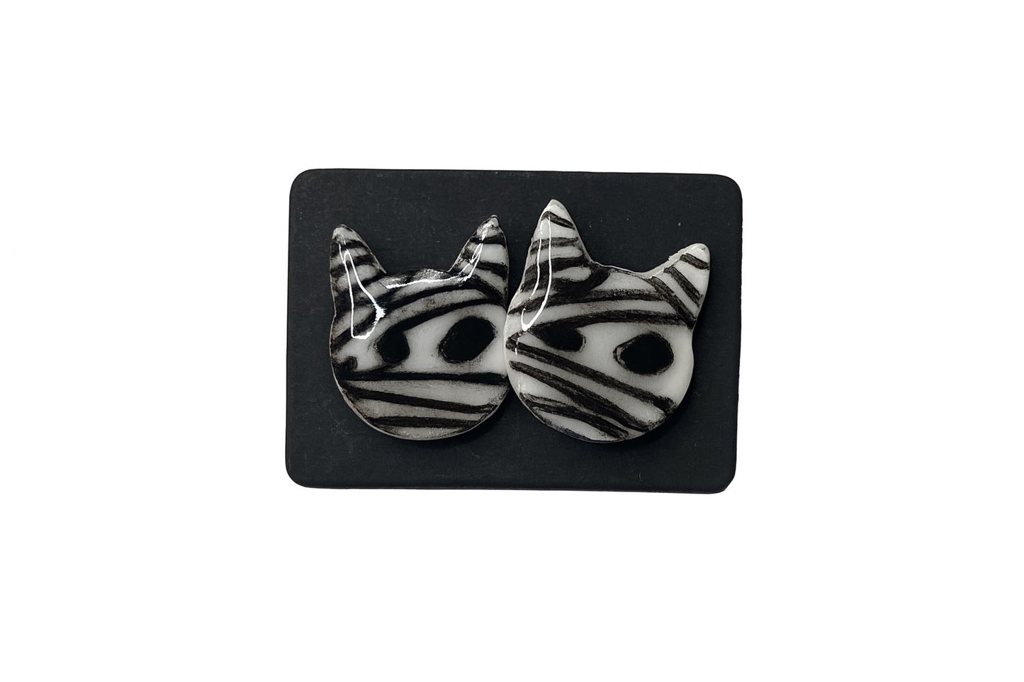 Mummy Cat Studs